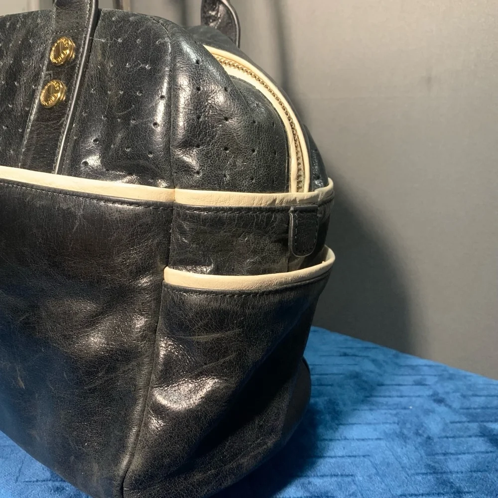 Vintage Women's Badgley Mischka weekender Handbag, Black & Off-White - Picture 3 of 10